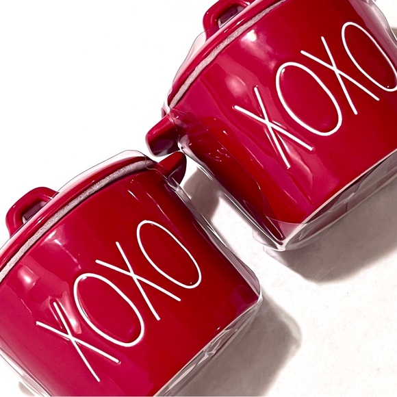 Rae Dunn Set of Two (2) XOXO Ceramic Mini Casserole Dishes in Red - Picture 2 of 9